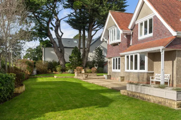 Photo of Coolgreen, Brennanstown Road, Dublin 18, D18C5K3