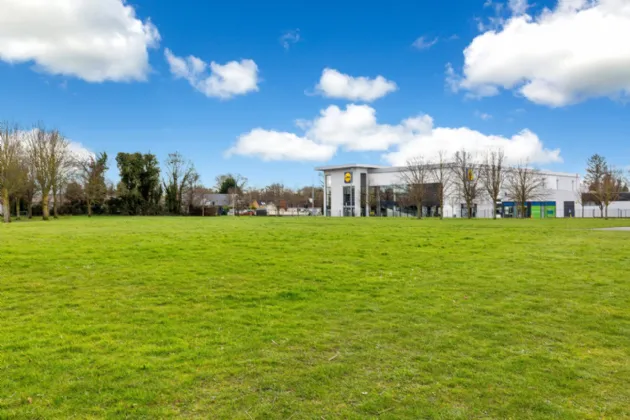 Photo of 49 Castlefield Court, Clonsilla, Dublin 15, D15 Y1XN