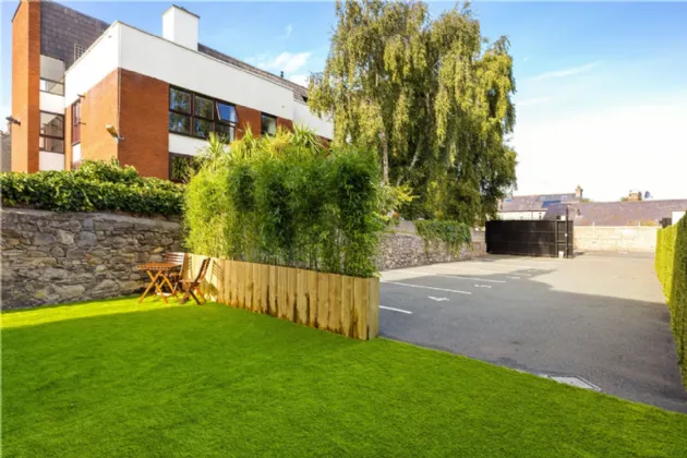 Photo of Laurel House, 122 Ranelagh, Ranelagh, Dublin 6, D06W2T3