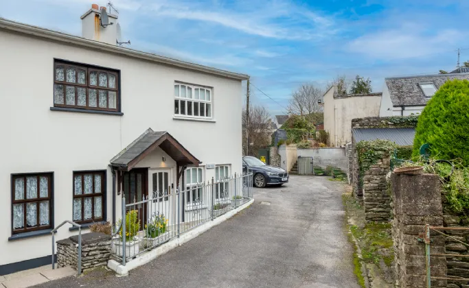 Photo of Eden Mews, 4 Henry Court, Kenmare, Co Kerry, V93 WP03