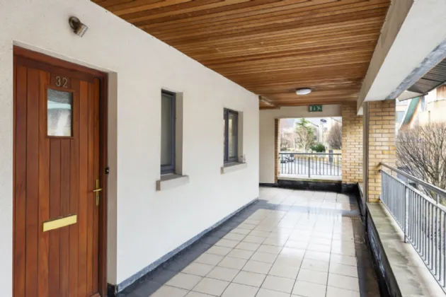 Photo of 32 Marlfield Mall, Kiltipper, Dublin 24, D24 YT57