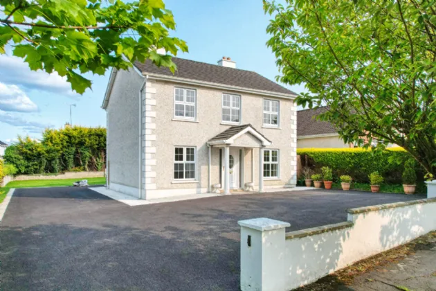 Photo of 19 Foynes Court, Drumlish Road, Longford, N39 K8W6