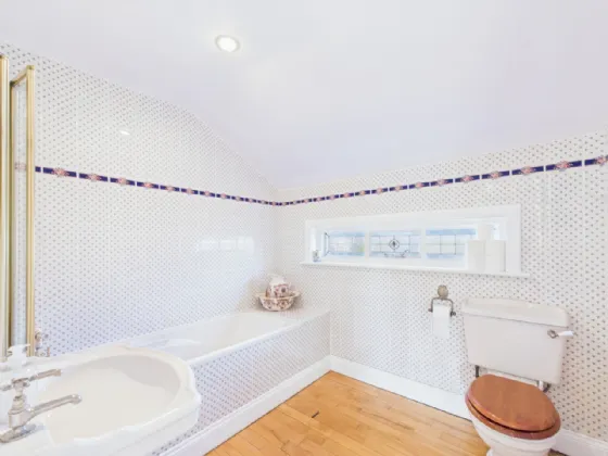 Photo of Sliabh Arda, Slievenamon Road, Thurles, Co. Tipperary, E41 P8C9