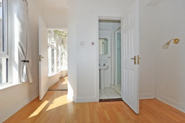 Photo of 1-5 New Wellington Terrace, O'Connell Avenue, Limerick