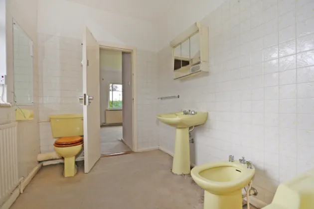 Photo of Ardkeen, Golf Links Road, Castletroy, Limerick, V94 TF9P