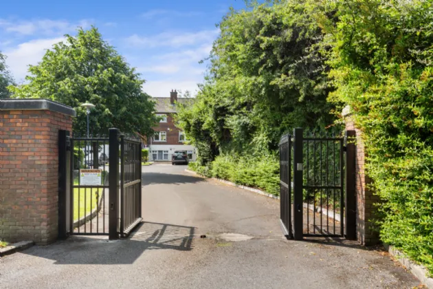 Photo of 17 Wainsfort Manor Grove, Terenure, Dublin 6W, D6W CX68