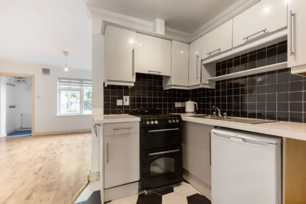 Photo of 17 Wainsfort Manor Grove, Terenure, Dublin 6W, D6W CX68