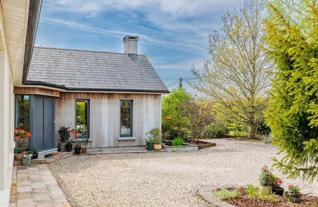 Photo of Pond House, Gragara, Jenkinstown, Co Kilkenny, R95 NW10