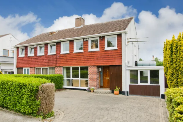 Photo of 7 Sweetmount Park, Dundrum, Dublin 14, D14 X379