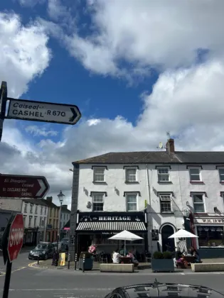 Photo of The Heritage, The Square, Cahir, Co Tipperary, E21W951
