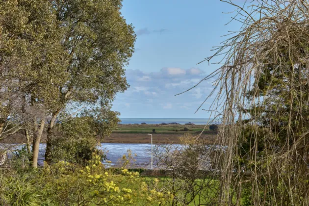 Photo of Bedford Lodge, Mount Prospect Avenue, Clontarf, Dublin 3, D03 P6P6