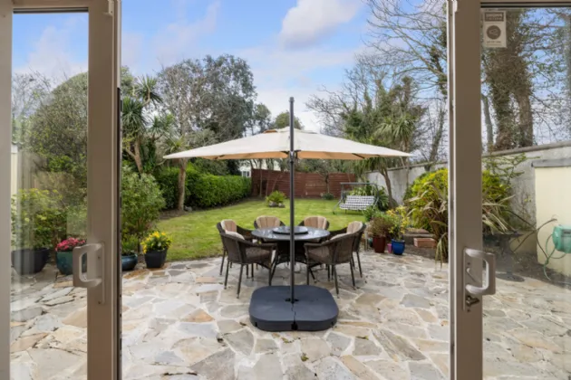 Photo of 12 Seafield, Shankill, Dublin 18, D18 Y277