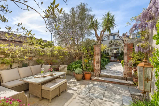 Photo of 5 Rus-In-Urbe, Glenageary Road Lower, Glenageary, Co Dublin, A96 H0K7