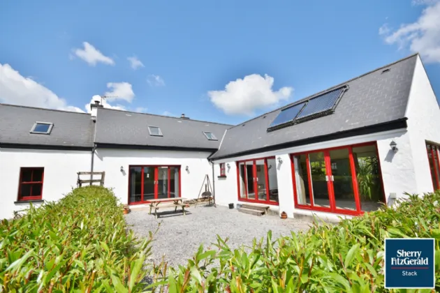 Photo of High Road, Brosna, Co Kerry, V92 A9C4