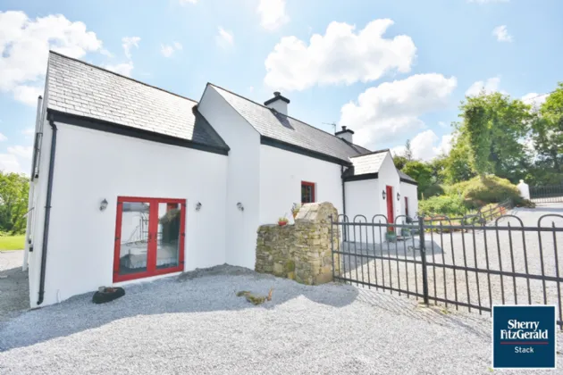 Photo of High Road, Brosna, Co Kerry, V92 A9C4