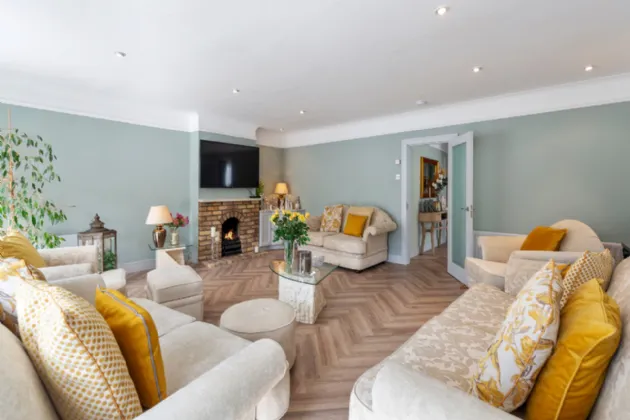 Photo of 4 Kerrymount Close, Foxrock, Dublin 18, D18 W8F5