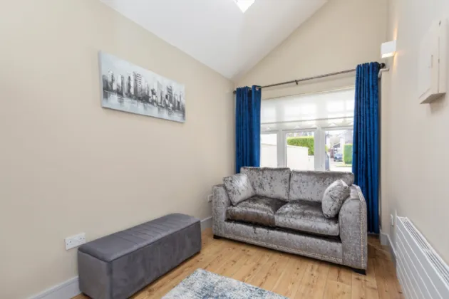 Photo of 4 Kerrymount Close, Foxrock, Dublin 18, D18 W8F5