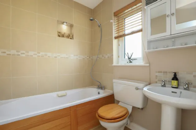 Photo of 31 Wooddale Close, Ballycullen, Dublin 24, D24 C9K6