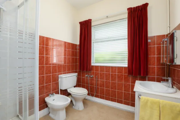 Photo of Shemron, 3 Lauders Lane, Sutton, Dublin 13, D13 H9F7