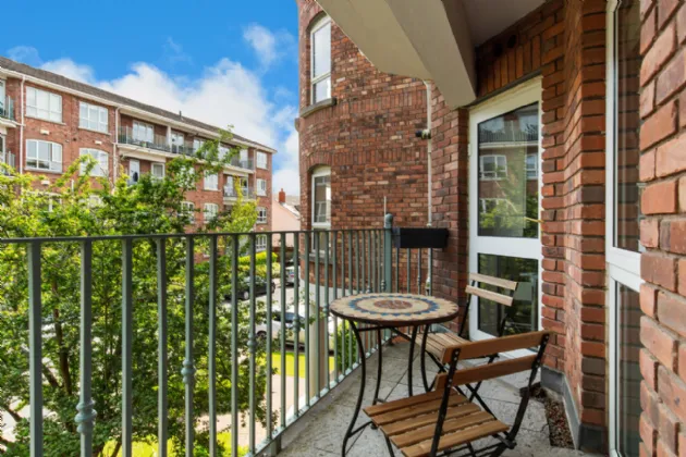 Photo of 72 The Eglinton, Donnybrook Castle, Donnybrook, Dublin 4, D04 EK63