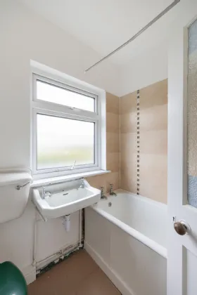 Photo of 34 Collins Park, Whitehall, Dublin 9, D09 F6F8