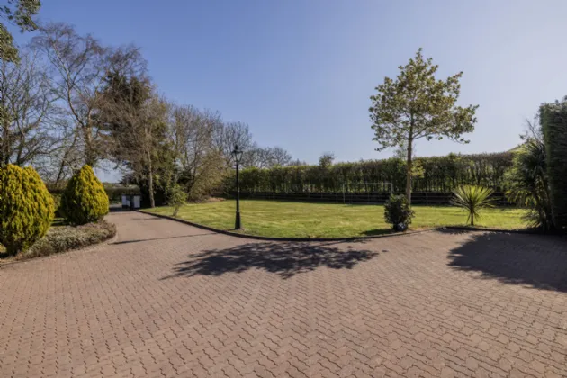 Photo of Ashwood House, Ballough, Lusk, Co. Dublin, K45TF44