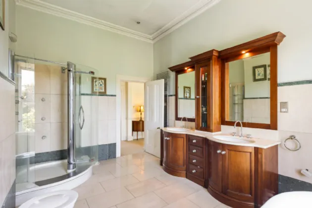 Photo of 3 St James Terrace, 6  Clonskeagh Road, Clonskeagh, Dublin 6