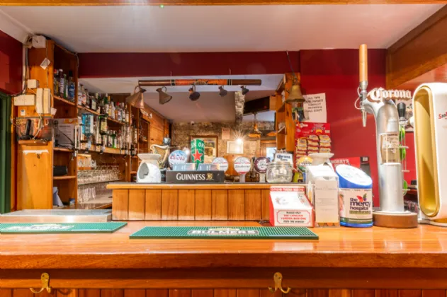 Photo of The Saratoga Bar, B&B Accommodation, & Caravan Park, Dromina, Woodstown, Co. Waterford, X91 YH34