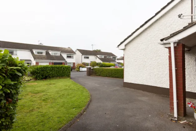 Photo of 17 Woodlands Avenue, Mullingar, Co. Westmeath, N91 Y6C1