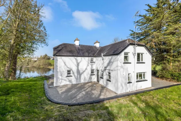 Photo of White Lake Cottage, Tonaghbane, Ashfield, Cootehill, Co Cavan, H16W577