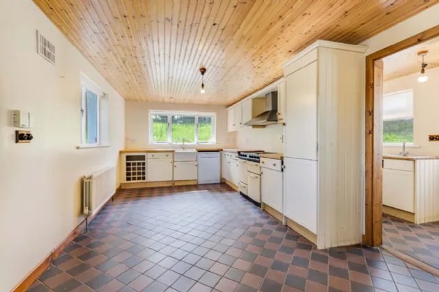 Photo of White Lake Cottage, Tonaghbane, Ashfield, Cootehill, Co Cavan, H16W577