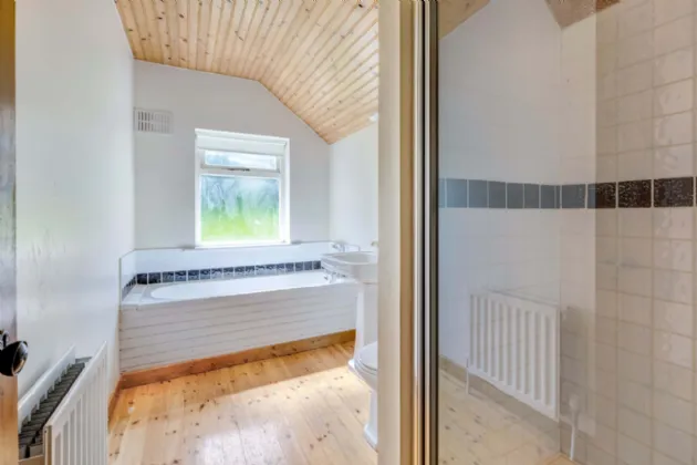 Photo of White Lake Cottage, Tonaghbane, Ashfield, Cootehill, Co Cavan, H16W577