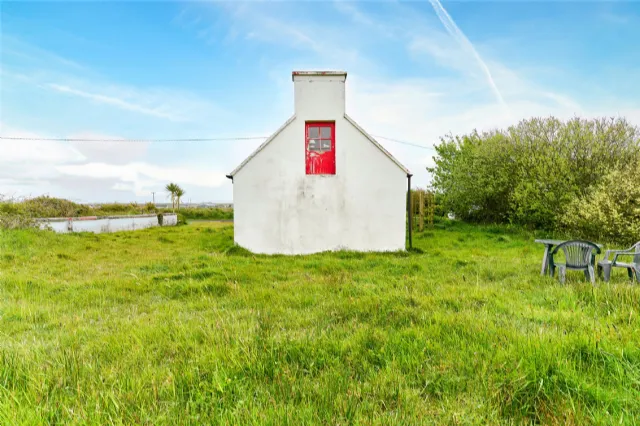 Photo of Moveen West, Kilkee, Co.  Clare, V15 Y897