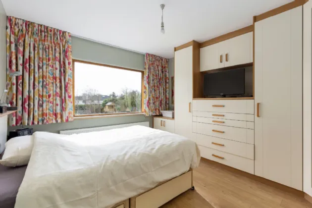 Photo of 6 Deerpark Avenue, Castleknock, Dublin 15, D15 Y0XC