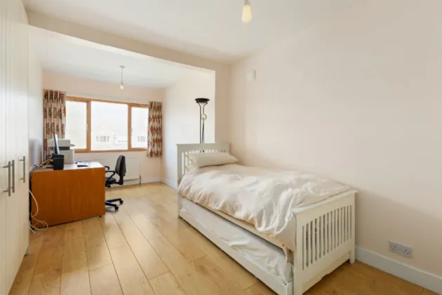 Photo of 6 Deerpark Avenue, Castleknock, Dublin 15, D15 Y0XC