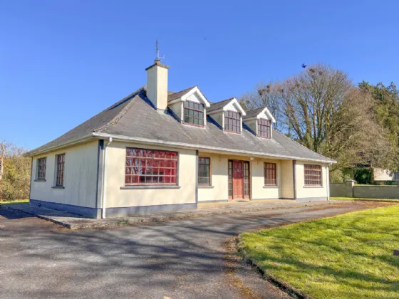 Photo of 1 Windsor Grove, Mill Road, Thurles, Co. Tipperary, E41 Y4E1