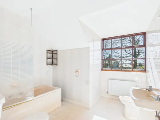 Photo of 1 Windsor Grove, Mill Road, Thurles, Co. Tipperary, E41 Y4E1