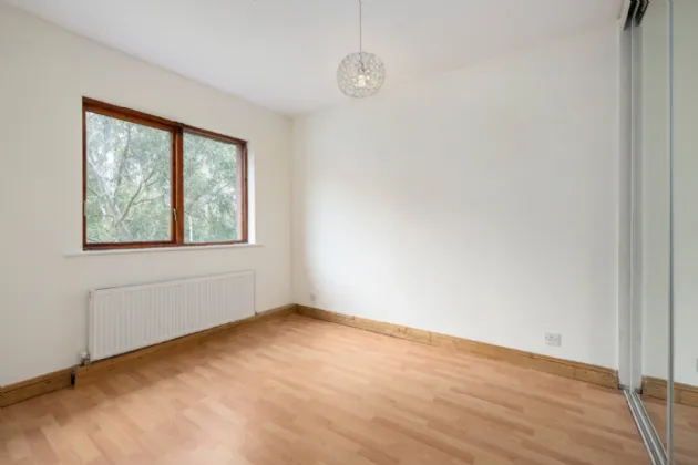 Photo of 6 Parc Na Silla Rise, Loughlinstown, Dublin 18, D18 YP71