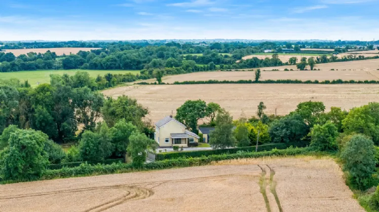 Photo of Kilrath House, Peacockstown, Kilbride, Dublin 15, D15 AV65