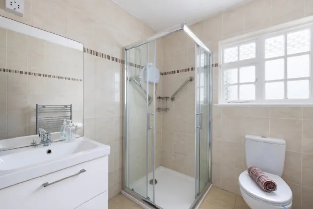 Photo of 14 Corbawn Grove, Shankill, Dublin 18, D18 E9N6