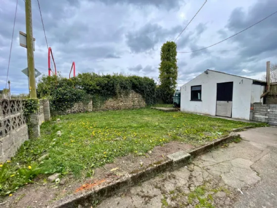 Photo of Black and White Cottage, Dangan, Kilmacow, Co. Kilkenny, X91 WV58