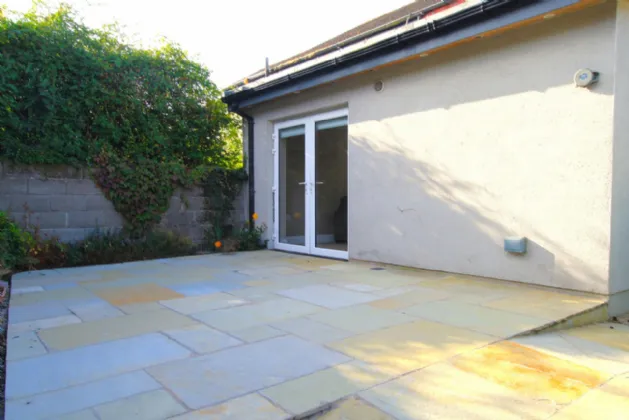 Photo of 2 Oakley Park, Tullow Road, Carlow, R93 A3C9