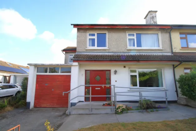 Photo of 2 Oakley Park, Tullow Road, Carlow, R93 A3C9