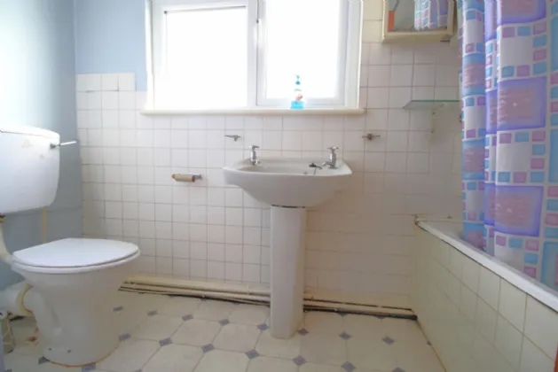 Photo of 2 Oakley Park, Tullow Road, Carlow, R93 A3C9