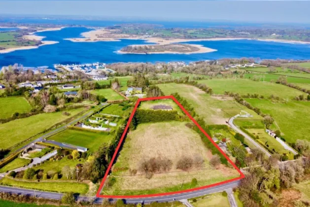 Photo of High Road, Ballykeeran, Athlone, Co. Westmeath, N37 V5W8