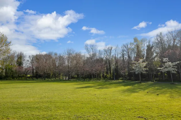 Photo of 53 St Anne's Park, Shankill, Dublin 18, D18 EY76