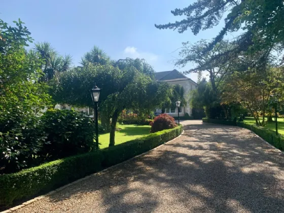 Photo of Torry, Brighton Road, Foxrock, Dublin 18, D18 Y9K6