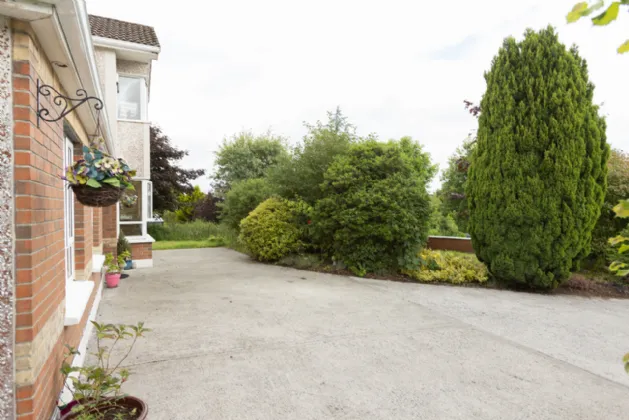 Photo of 37 The Crescent, Lakepoint, Mullingar, Co. Westmeath., N91 C5H9