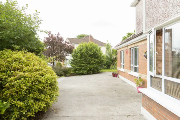 Photo of 37 The Crescent, Lakepoint, Mullingar, Co. Westmeath., N91 C5H9