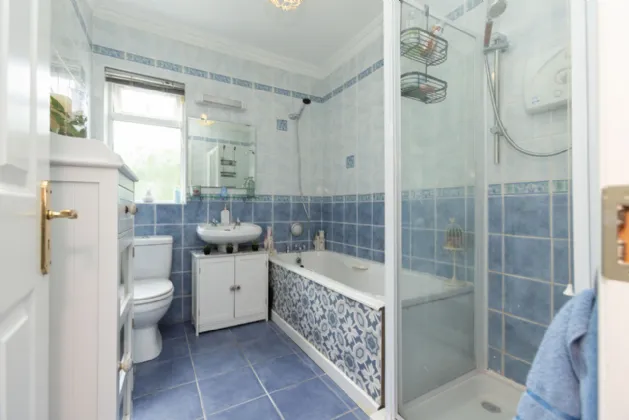 Photo of 37 The Crescent, Lakepoint, Mullingar, Co. Westmeath., N91 C5H9